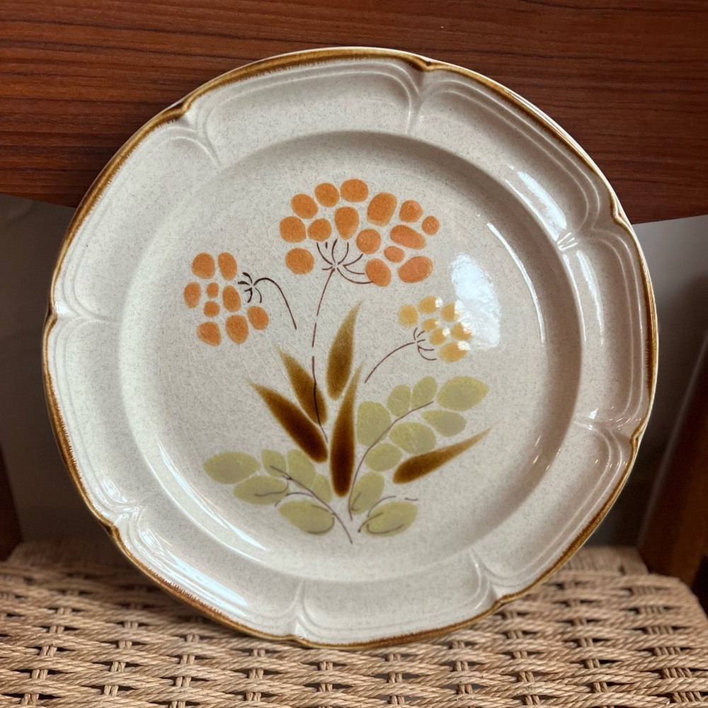 Vintage Hearthside “Somerset” Plate Hand Painted Stoneware Japan 1970s Floral